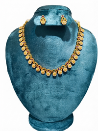 Royal Gold-Plated Temple Short Necklace Set with Gemstone Accents & Matching Earrings