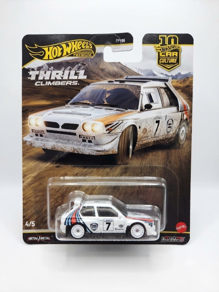 Hot Wheels Premium Car Culture Thrill Climbers – Lancia Delta Integrale | 1:64 Scale Die-Cast Rally Car with Real Riders (4/5)