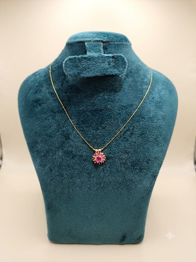 Blooming Floral Gemstone Pendant Gold Collar Necklace