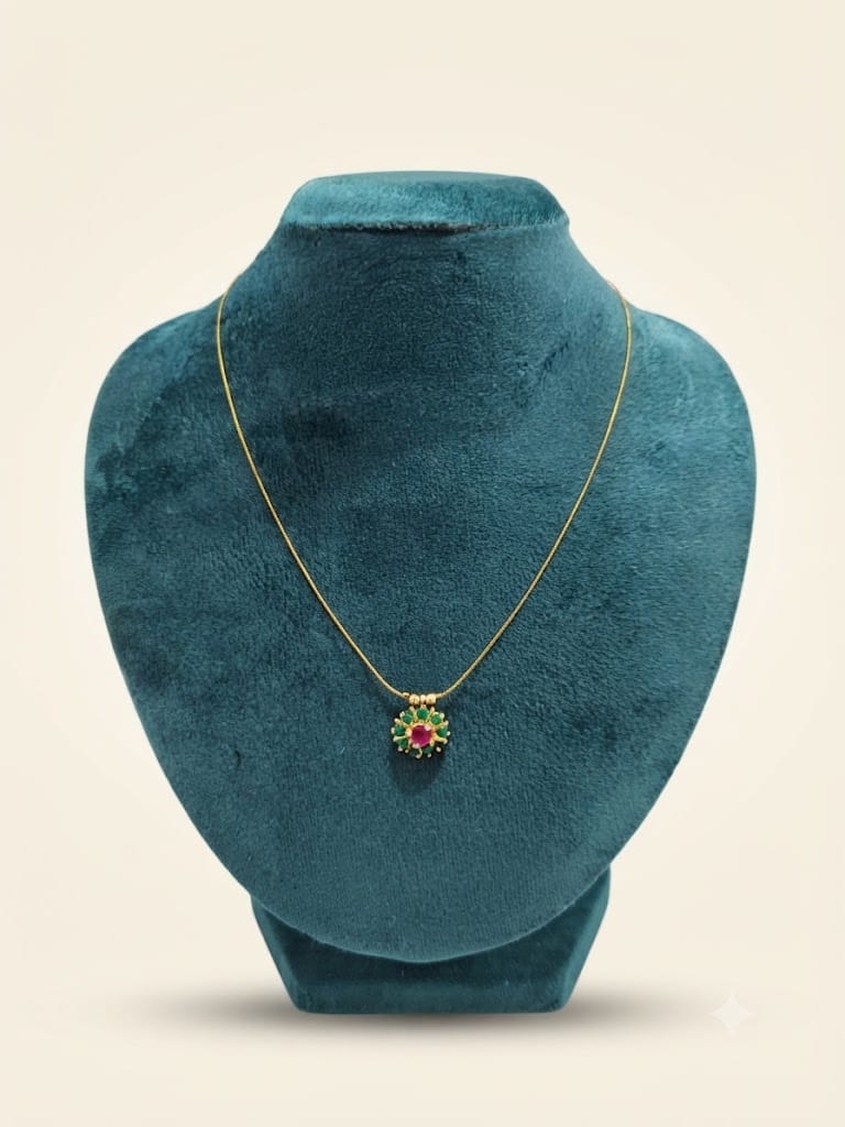 Blooming Floral Gemstone Pendant Gold Collar Necklace