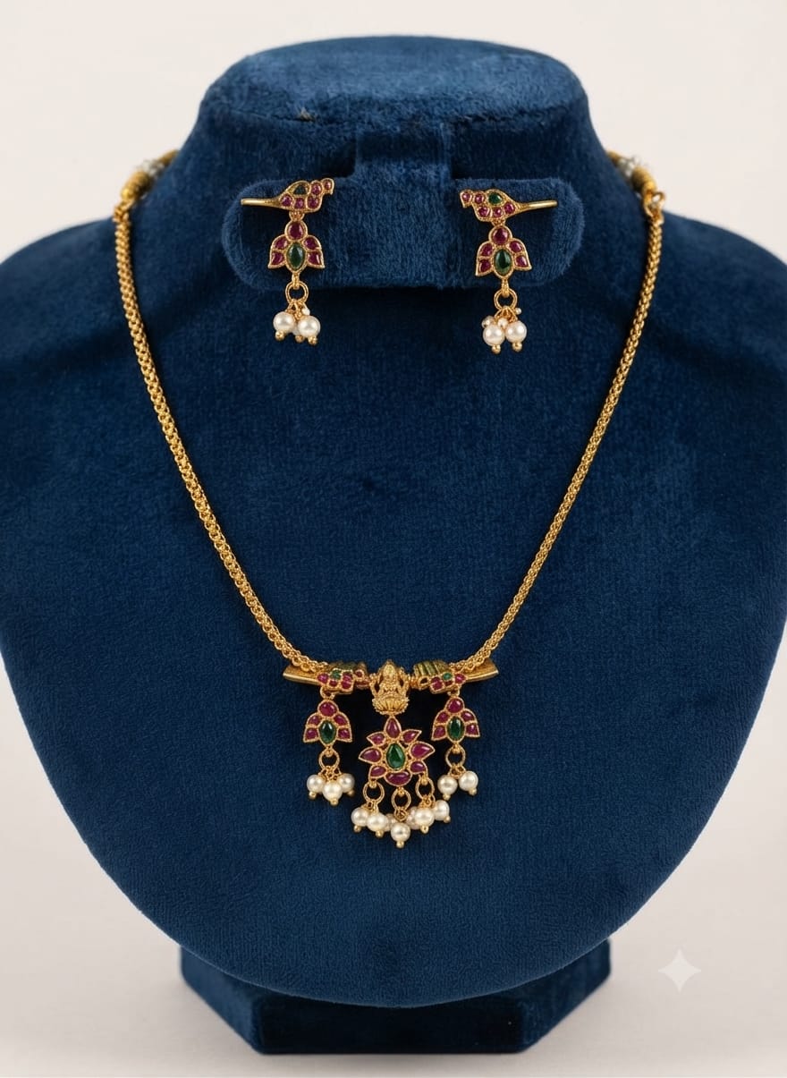 Traditional Peacock Design Necklace & Earrings Set